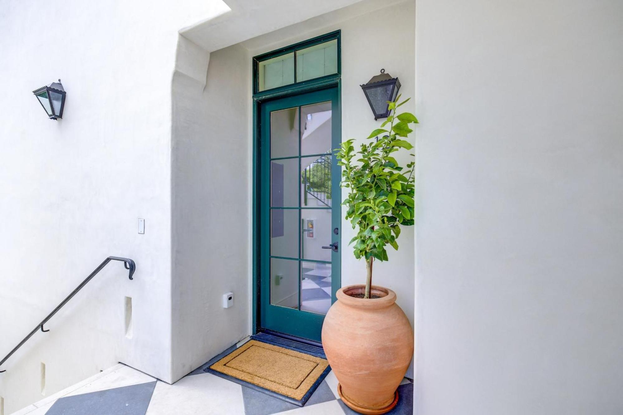 Casa De La Vina - Boutique Apartments In Downtown Santa Barbara Bagian luar foto