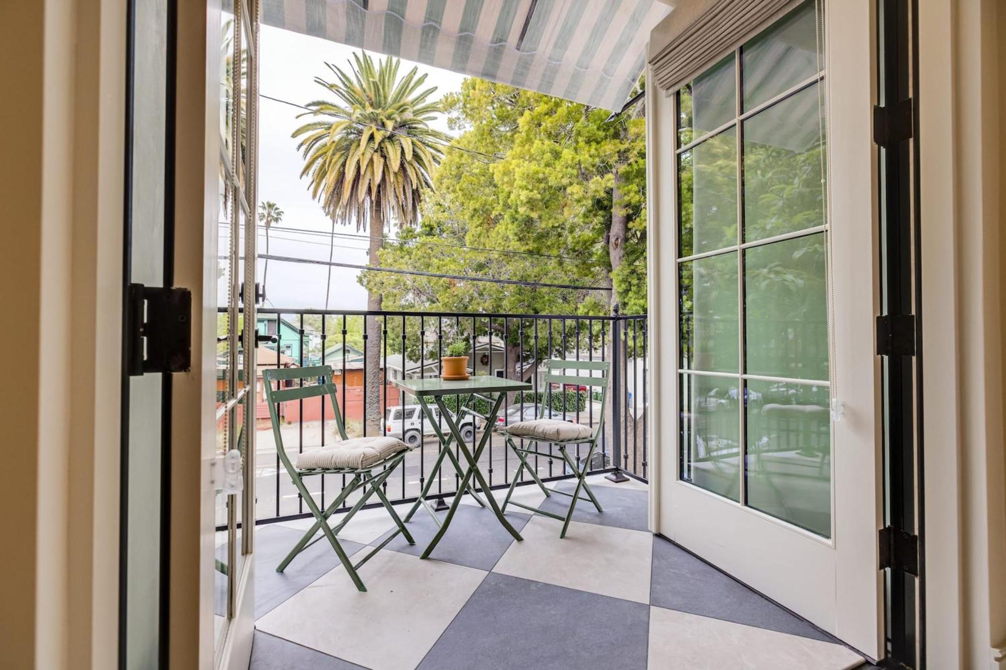Casa De La Vina - Boutique Apartments In Downtown Santa Barbara Bagian luar foto